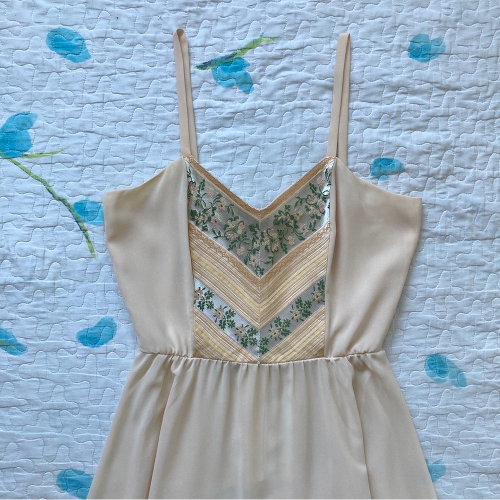 VTG 70s Medieval Inspired Midi Dress 👑 - Picture 3 of 7